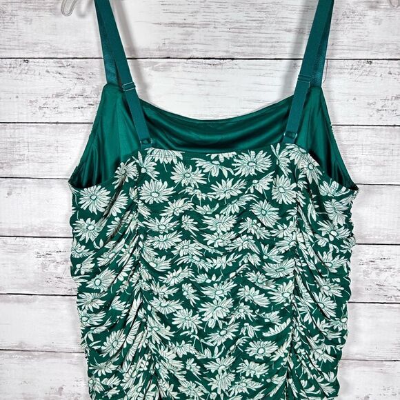 Torrid Floral Stretch Mesh Cropped Shirred Cami Tank Green Top NEW W/Tag - Picture 6 of 6